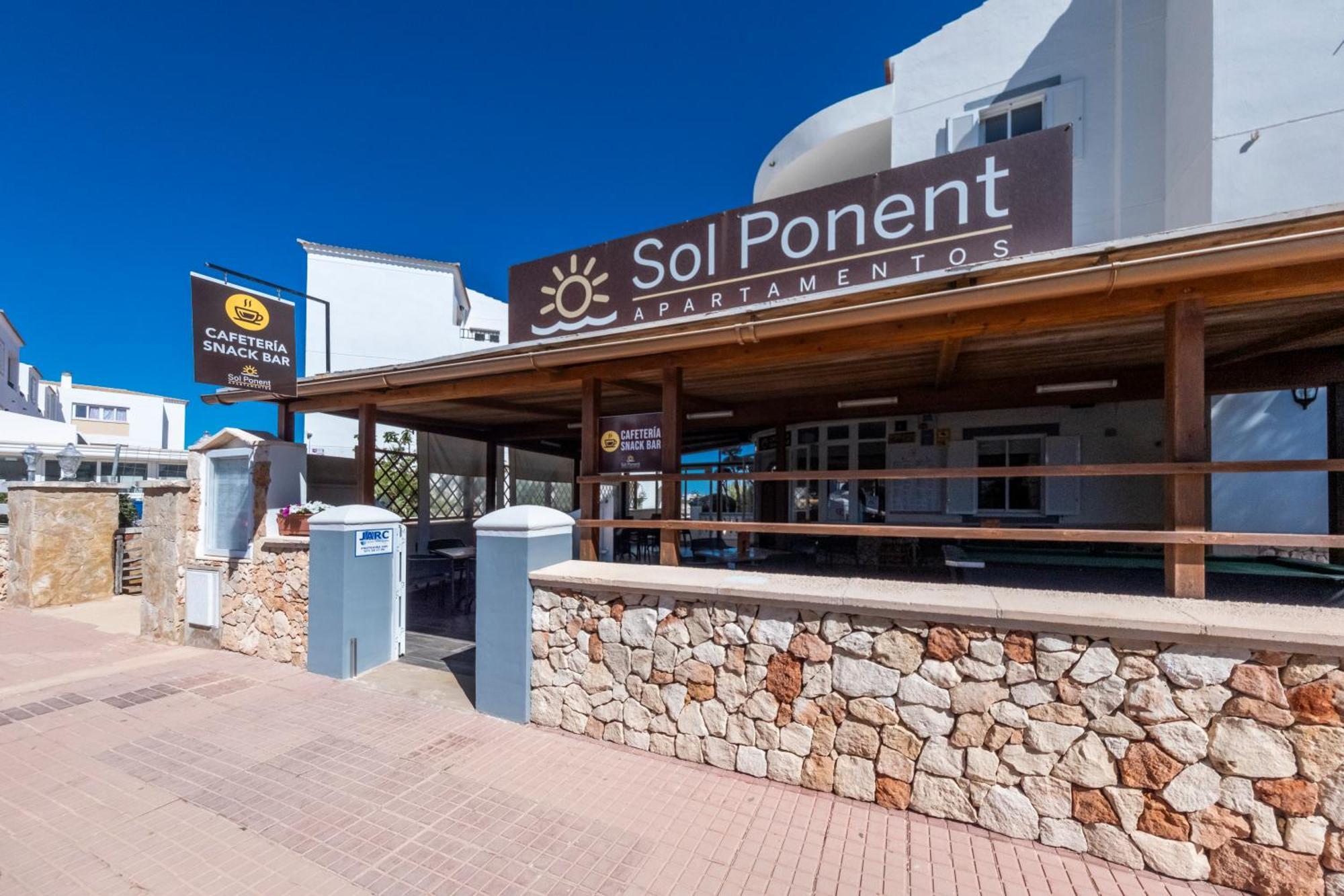 Apartamentos Sol Ponent Cala Blanca Kültér fotó