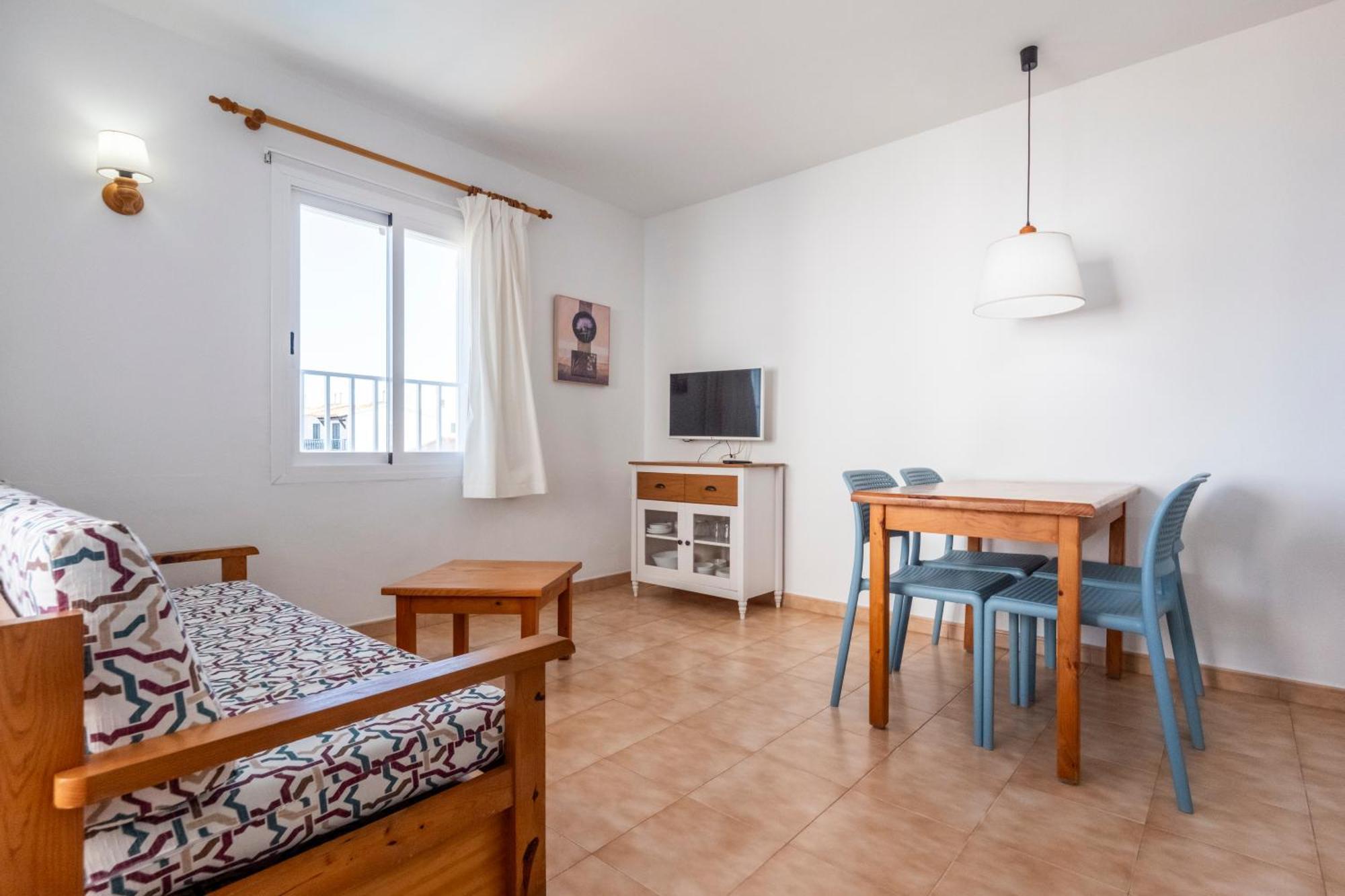 Apartamentos Sol Ponent Cala Blanca Kültér fotó