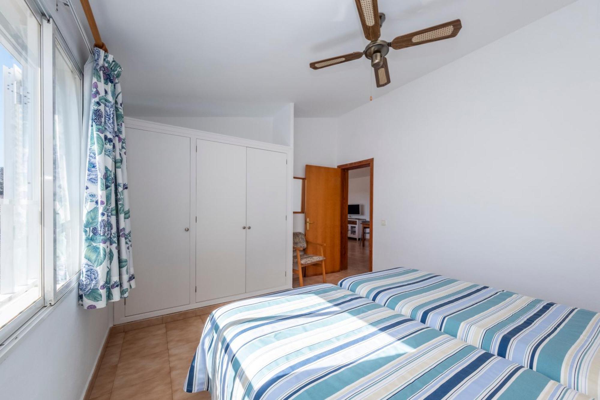 Apartamentos Sol Ponent Cala Blanca Kültér fotó